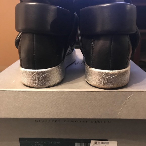 Giuseppe 100% authentic - Picture 3 of 5